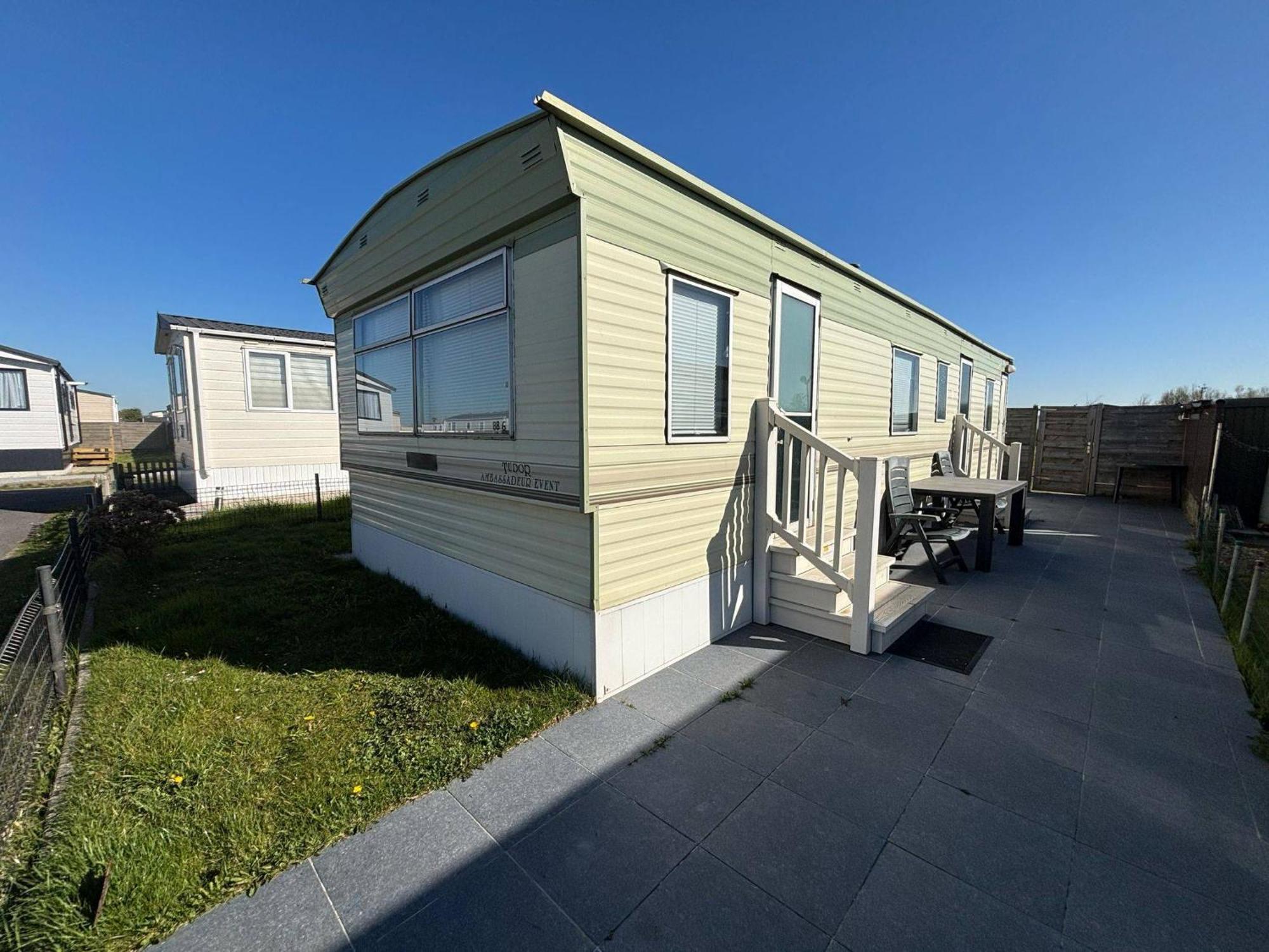 Mobile Home Au Camping New Vennepark Harendijk Buitenkant foto