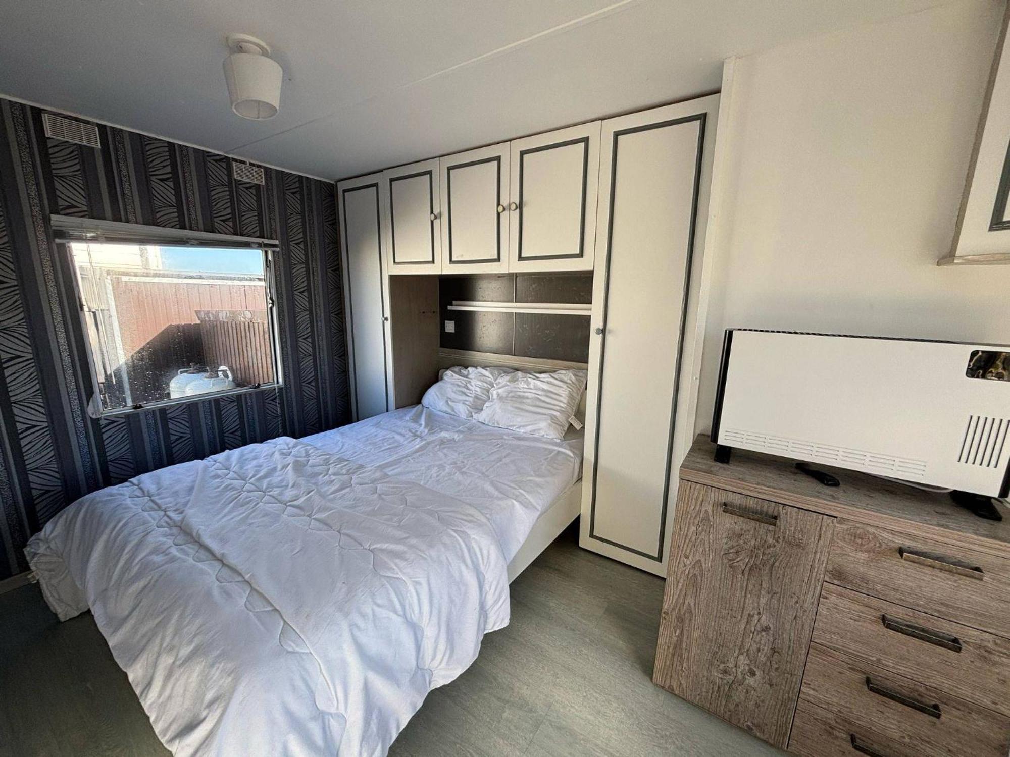 Mobile Home Au Camping New Vennepark Harendijk Buitenkant foto